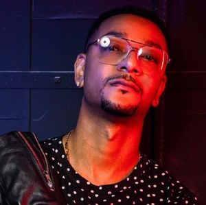 Meet your Posher, Eric